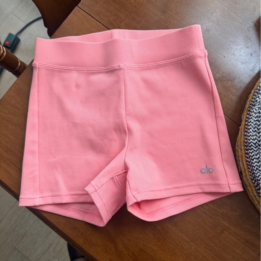 ALO Yoga Coral Women's Bike Shorts